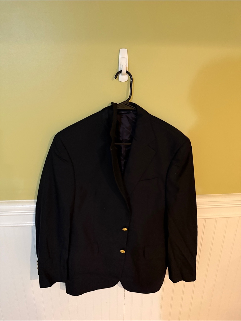 Brooks Brothers Men's Size 38S 100% Wool Black Blazer with Gold Buttons